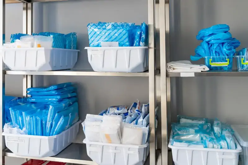 Как выстроить оптовые закупки медицинских расходных материалов: практический гид